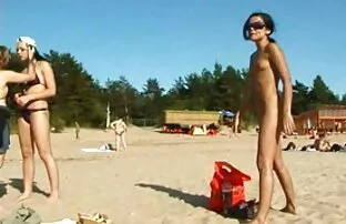 XXX गृहिणियों के साथ मज़ा है एक आदिवासी सेक्सी मूवी युवा निरीक्षक