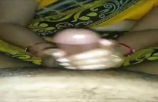 XXX एक उत्तेजना भोजपुरी सेक्सी हिंदी मूवी के साथ जाली