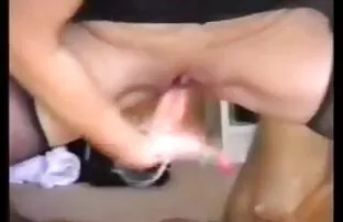 XXX मॉडल के हिंदी में सेक्सी फिल्म मूवी शरीर पर एक टैटू है, जब छोटी बूंदें होती हैं