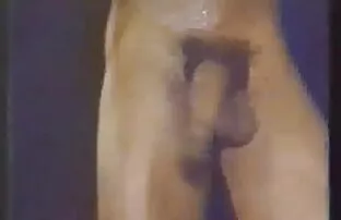 XXX सोफे पर परिवार . मूवी पिक्चर सेक्सी वीडियो