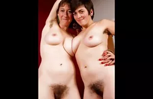 XXX मुल्टो ने फर्श और उसकी चूत को धोते हुए गंजे तक आलिया भट्ट की सेक्सी मूवी सेवा की